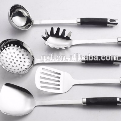 Family Use Stainless Steel Tableware Set With Black Handle